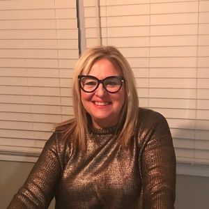 Meet your Posher, Gina